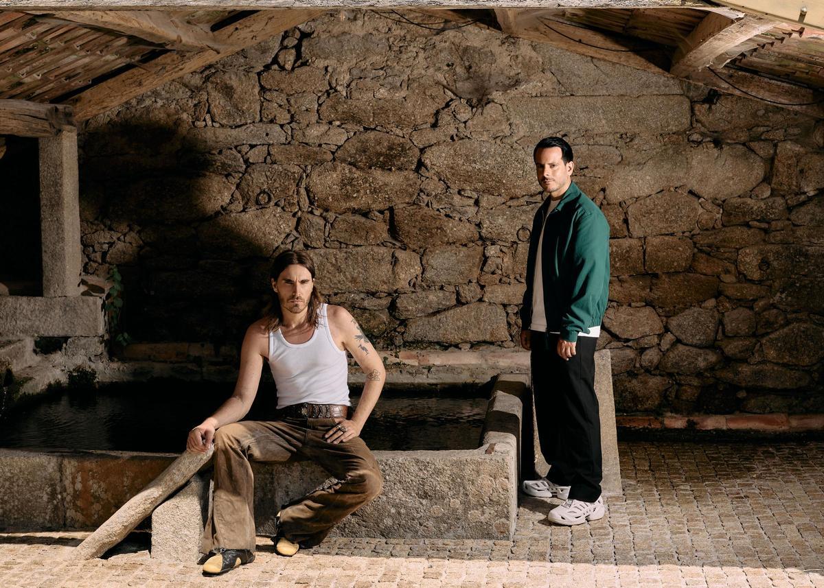 Carlos Ares y Baiuca, en el tema "Noitada".