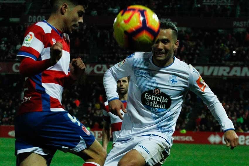 El Deportivo consigue en Granada la trascendental victorial para las aspiraciones blanquiazules al final de temporada. LOF