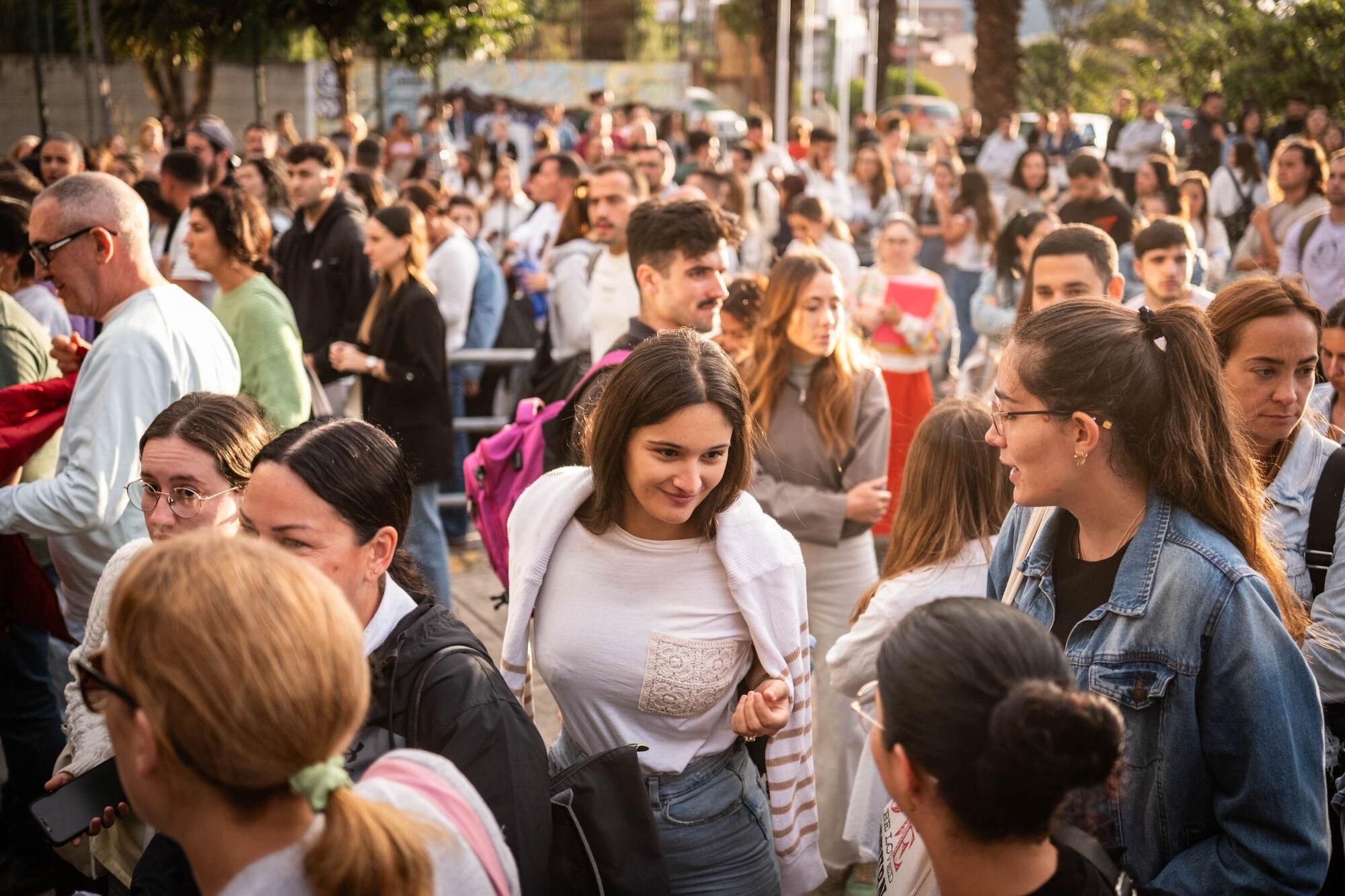 Celebración de oposiciones a profesorado en Canarias.