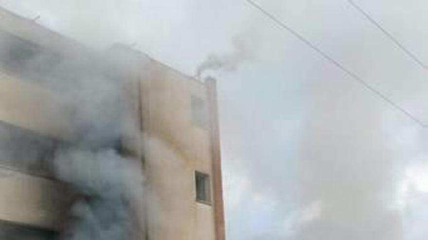 Sant Joan pedirá al Consell que proteja la residencia de Tiempo Libre tras un nuevo incendio