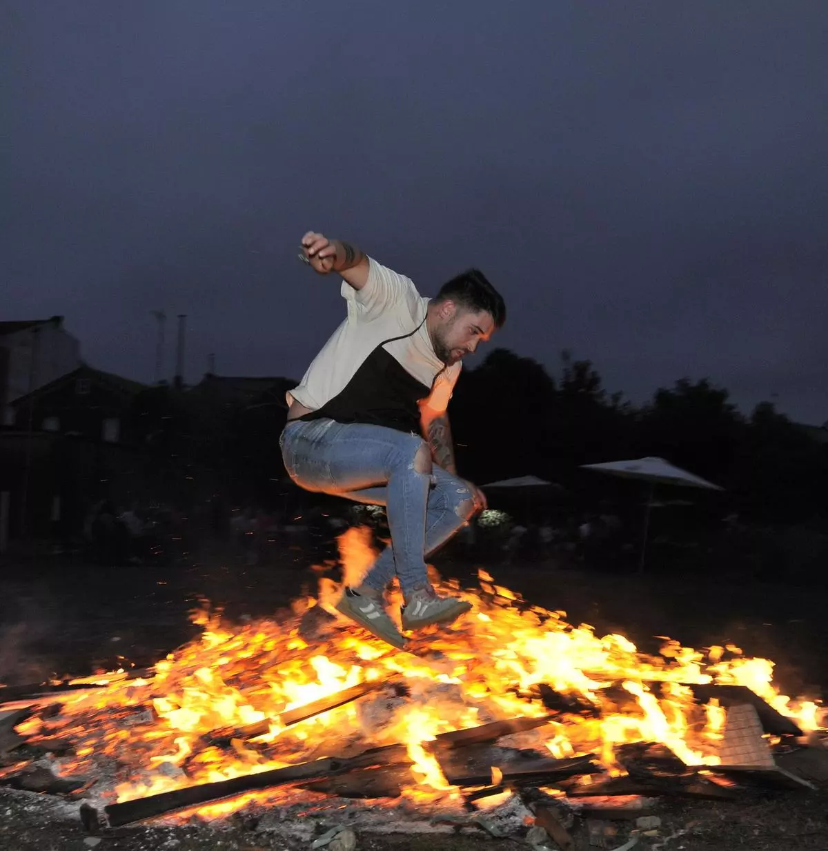 Longa noite de lume por San Xoán en Deza-Tabeirós