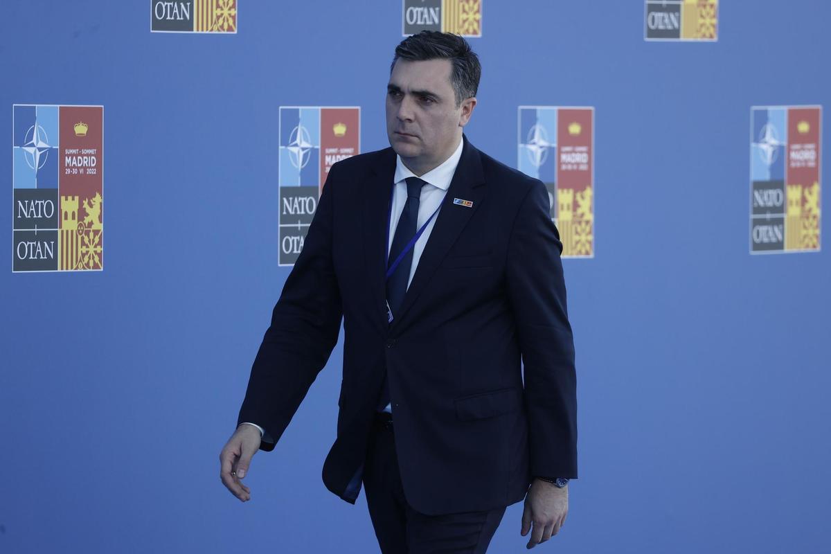 MADRID, 30/06/2022.- El ministro de Asuntos Exteriores de Georgia, Ilia Darchiashvili, a su llegada a la segunda jornada de la cumbre de la OTAN que se celebra este jueves en el recinto de Ifema, en Madrid. EFE/Juan Carlos Hidalgo