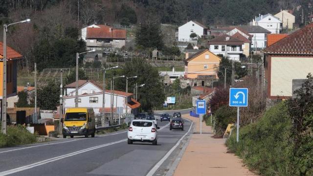 Senda Trasouto-A Portela, que contará con una nueva iluminación esta primavera. |   // SANTOS ÁLVAREZ