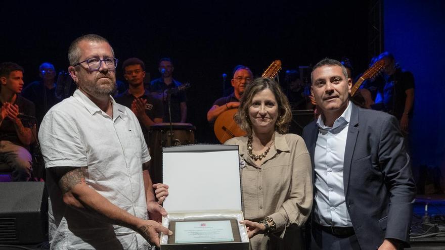 Lanzarote rinde homenaje póstumo a Juan Santana en Máguez con un emotivo acto multitudinario