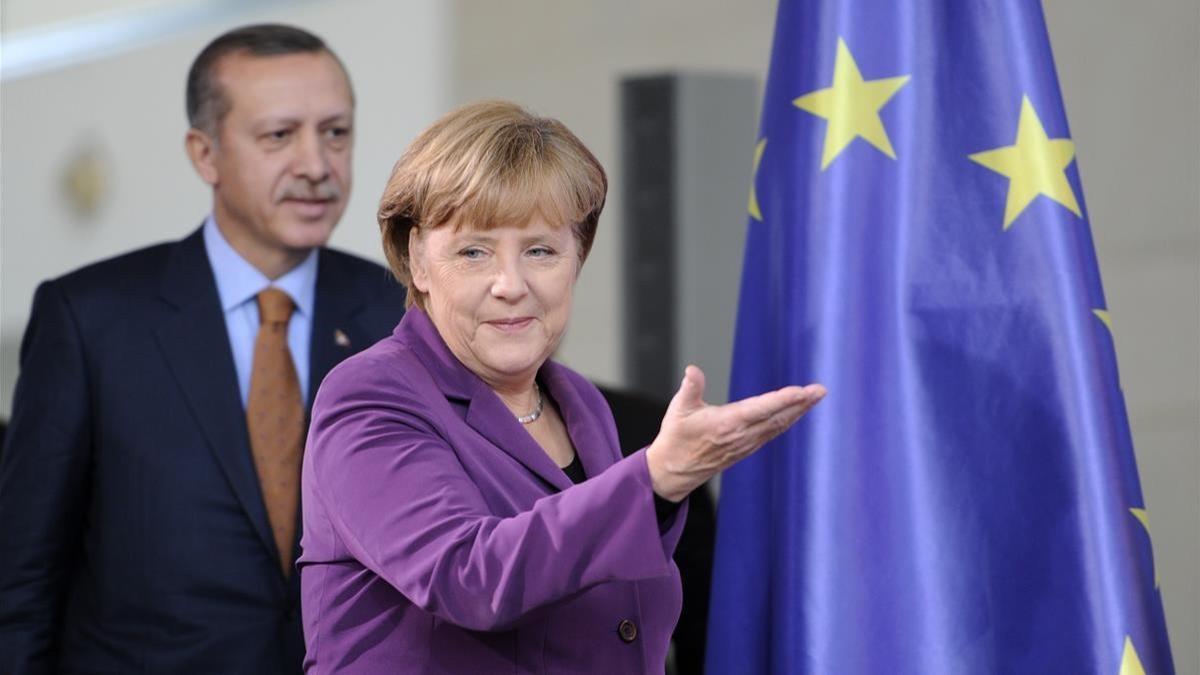 La cancillera alemana, Angela Merkel, y el presidente de Turquía, Recep Tayyip Erdogan.