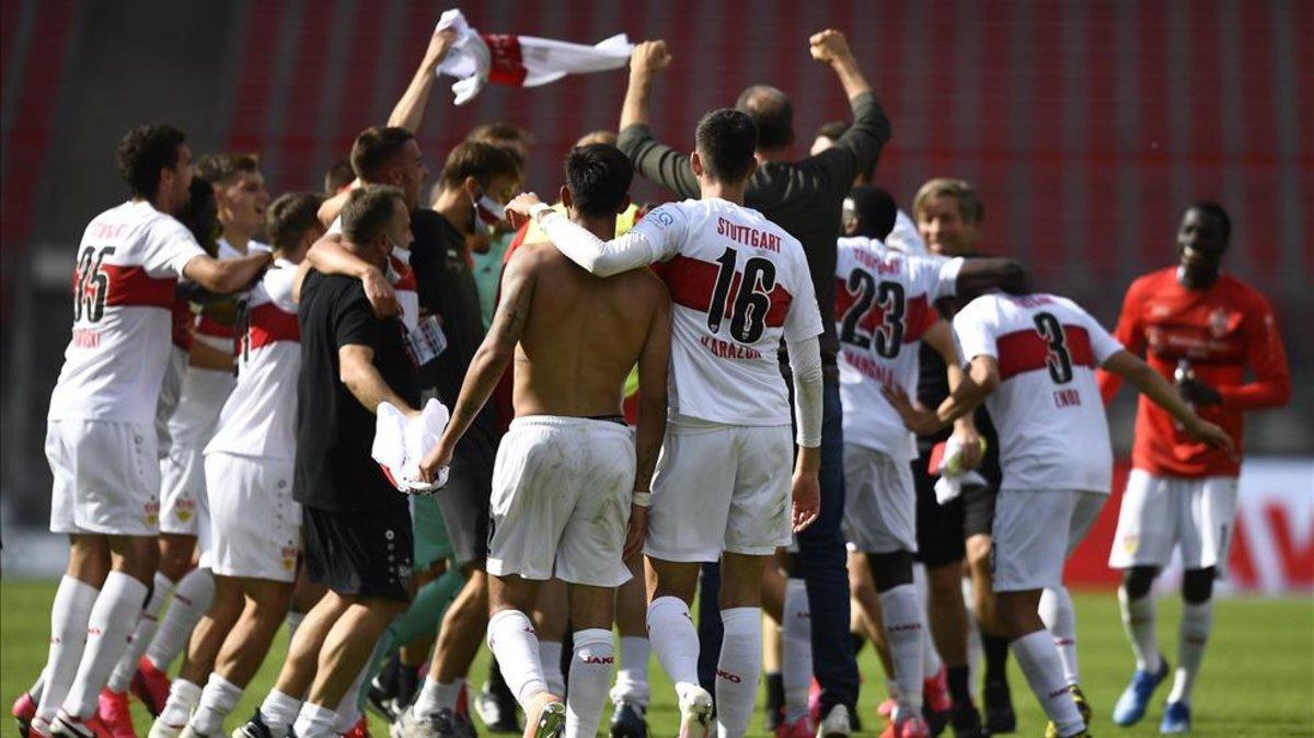 El histórico Stuttgart roza con la punta de los dedos la vuelta a la Bundesliga.