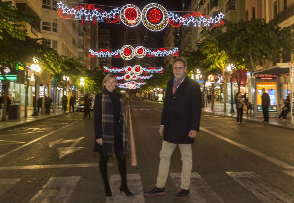 Decepción con las luces de Navidad de Alicante