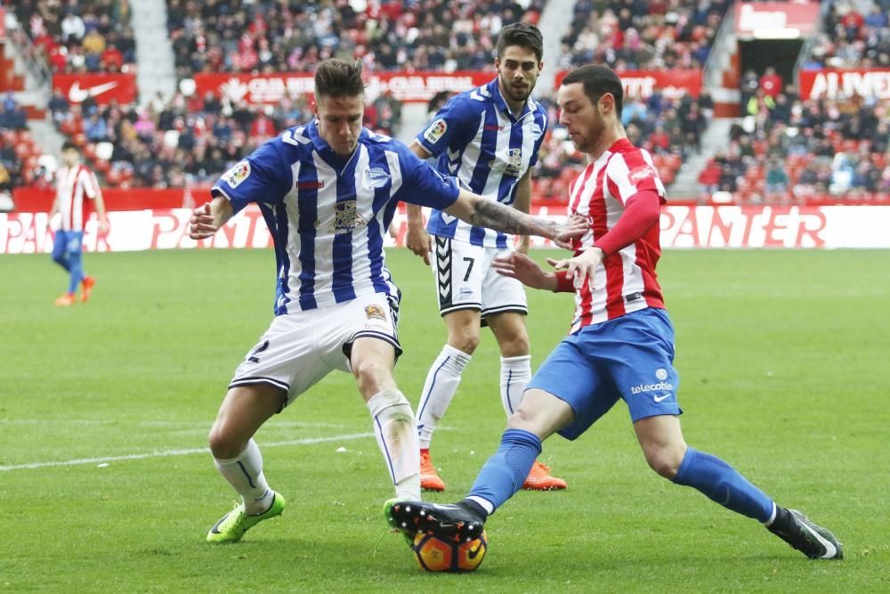 El partido entre el Sporting y el Alavés, en imágenes