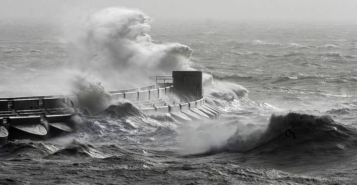 La tormenta Imogen deja 13.000 hogares del Reino Unido sin electricidad