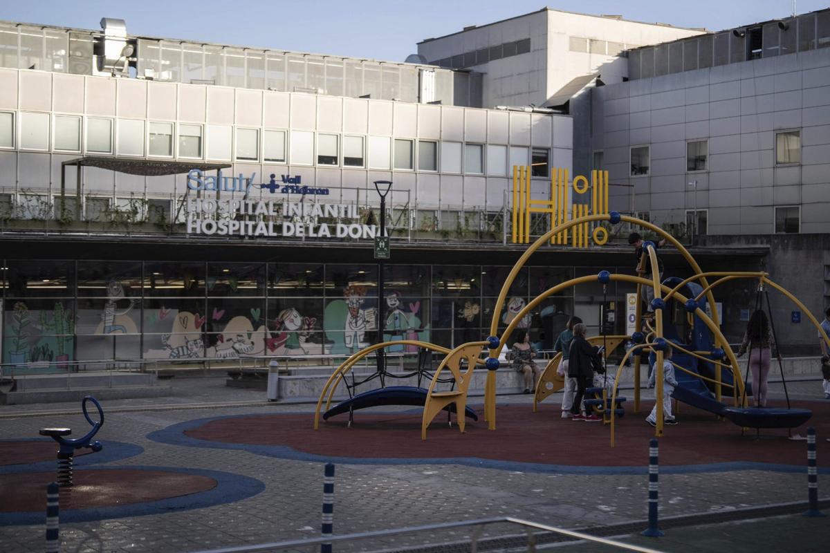 El nadó maltractat sortirà de l’hospital amb una família d’acollida