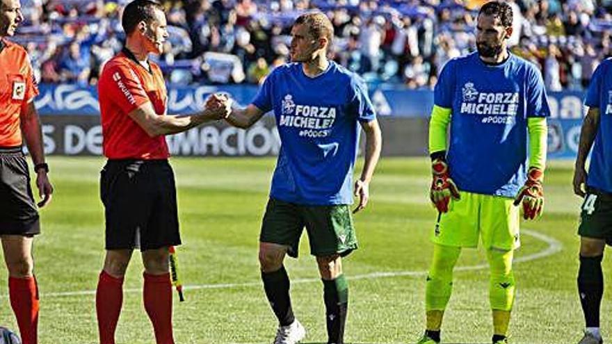 Camisetas de apoyo a Somma de sus compañeros