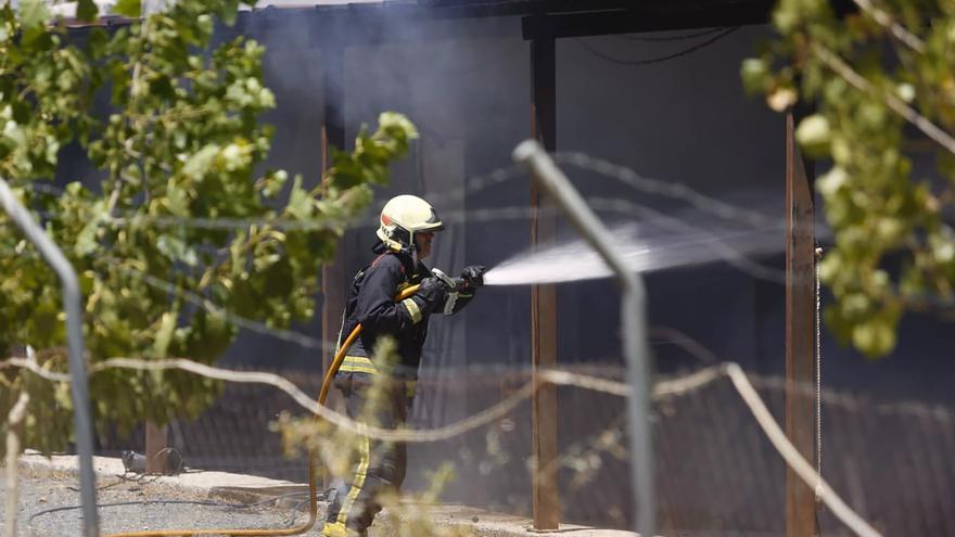 Un incendio en una cuadra de Córdoba acaba con siete caballos muertos