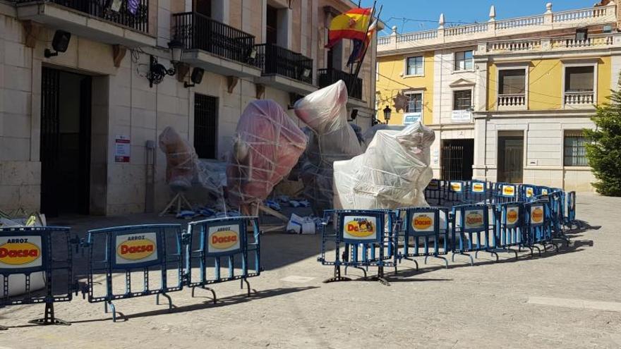 Silla suspende los actos falleros en centros educativos