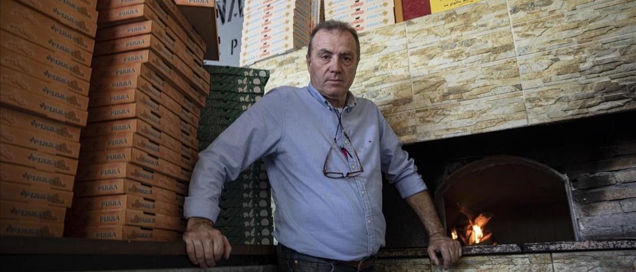 Carmine Melisse, propietario de la pizzeria Bella Napoli, en Girona.