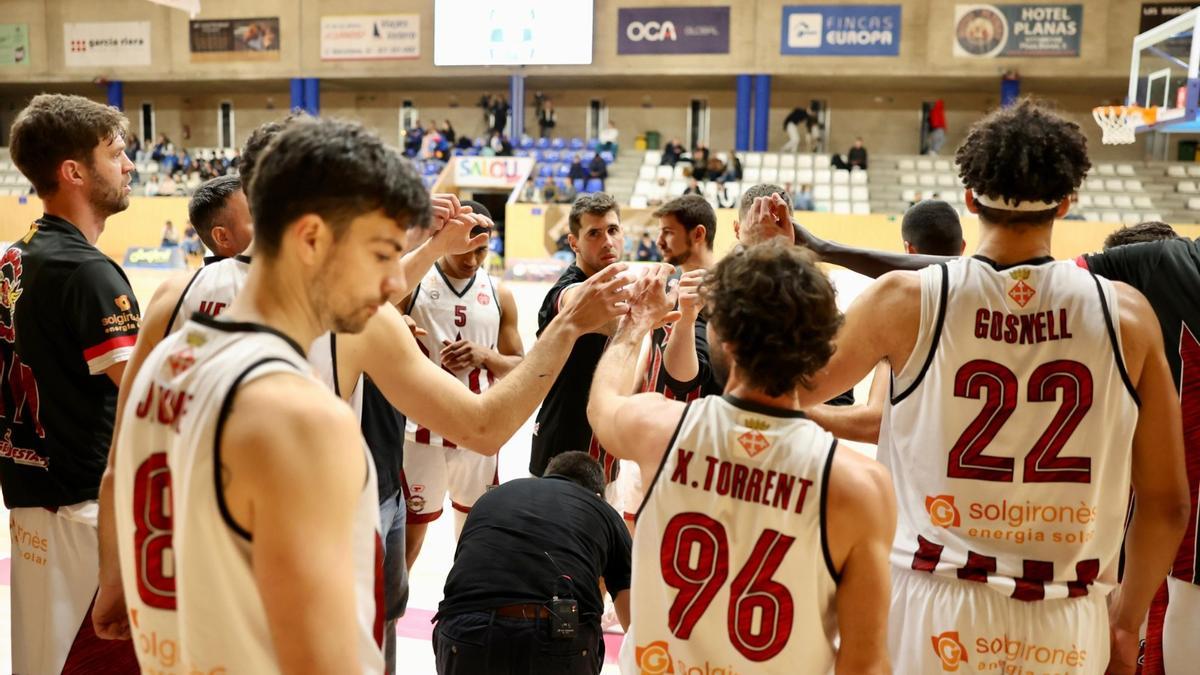 (25-9) Team Captures Bisbal Basketball