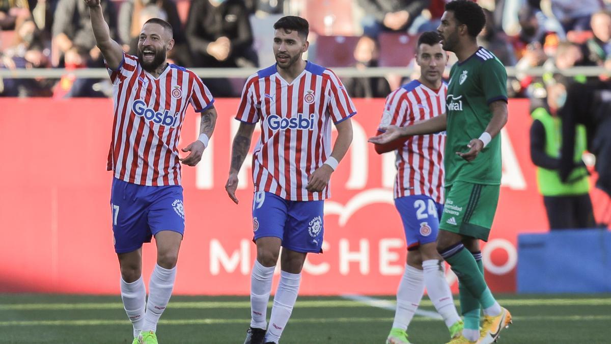 Jugadores del Girona celebrando el gol.