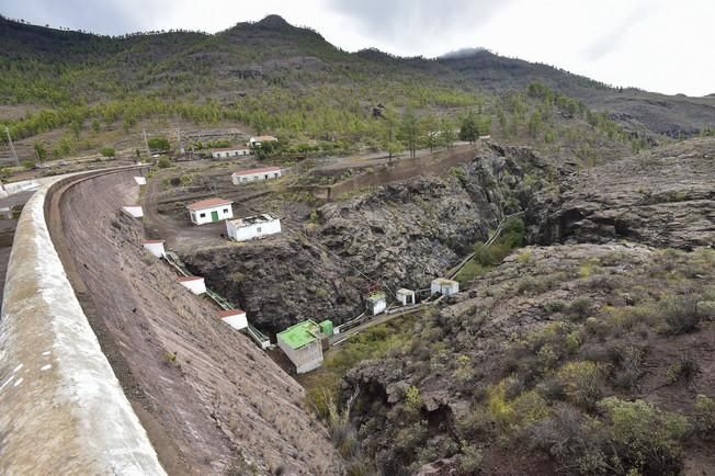 Reportaje lluvias, presa de Chira