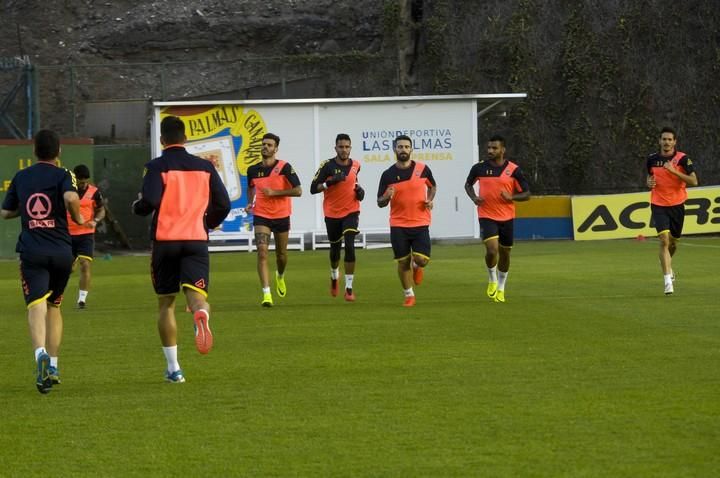 ENTRENAMIENTO DE LA UD LAS PALMAS