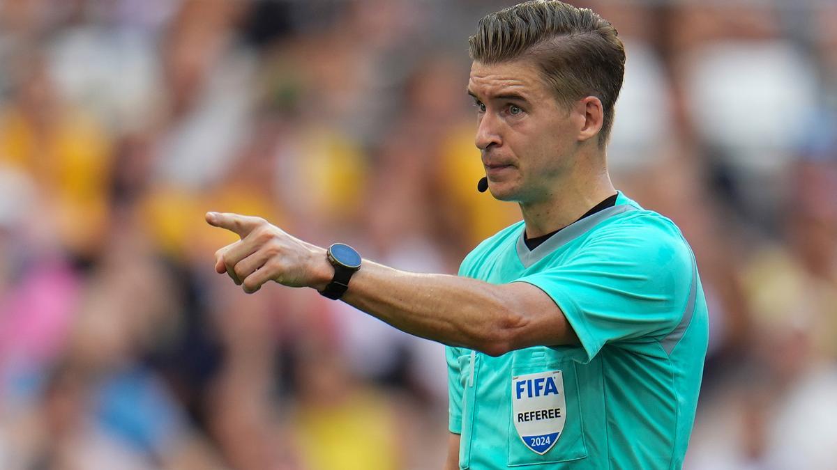 François Letexier será el árbitro del Liverpool - Real Madrid.