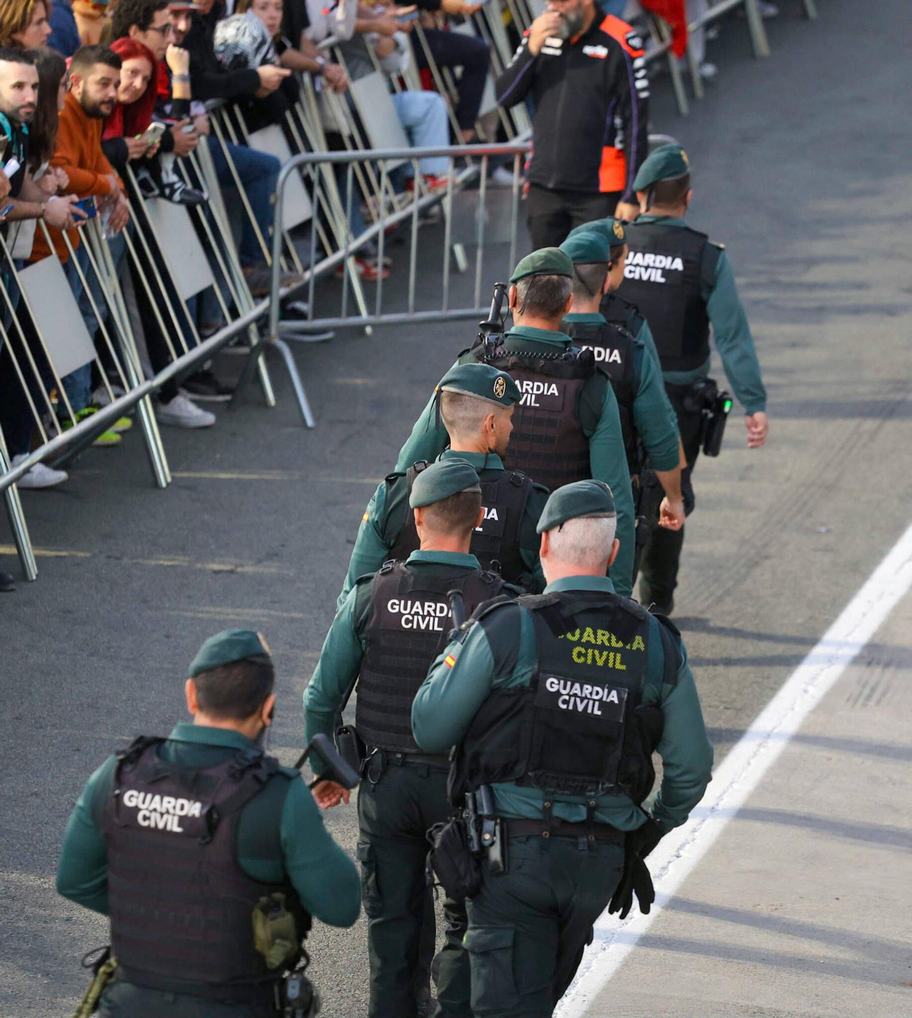 Más de 2.000 aficionados disfrutan del pitwalk con Marc Márquez y los pilotos de MotoGP