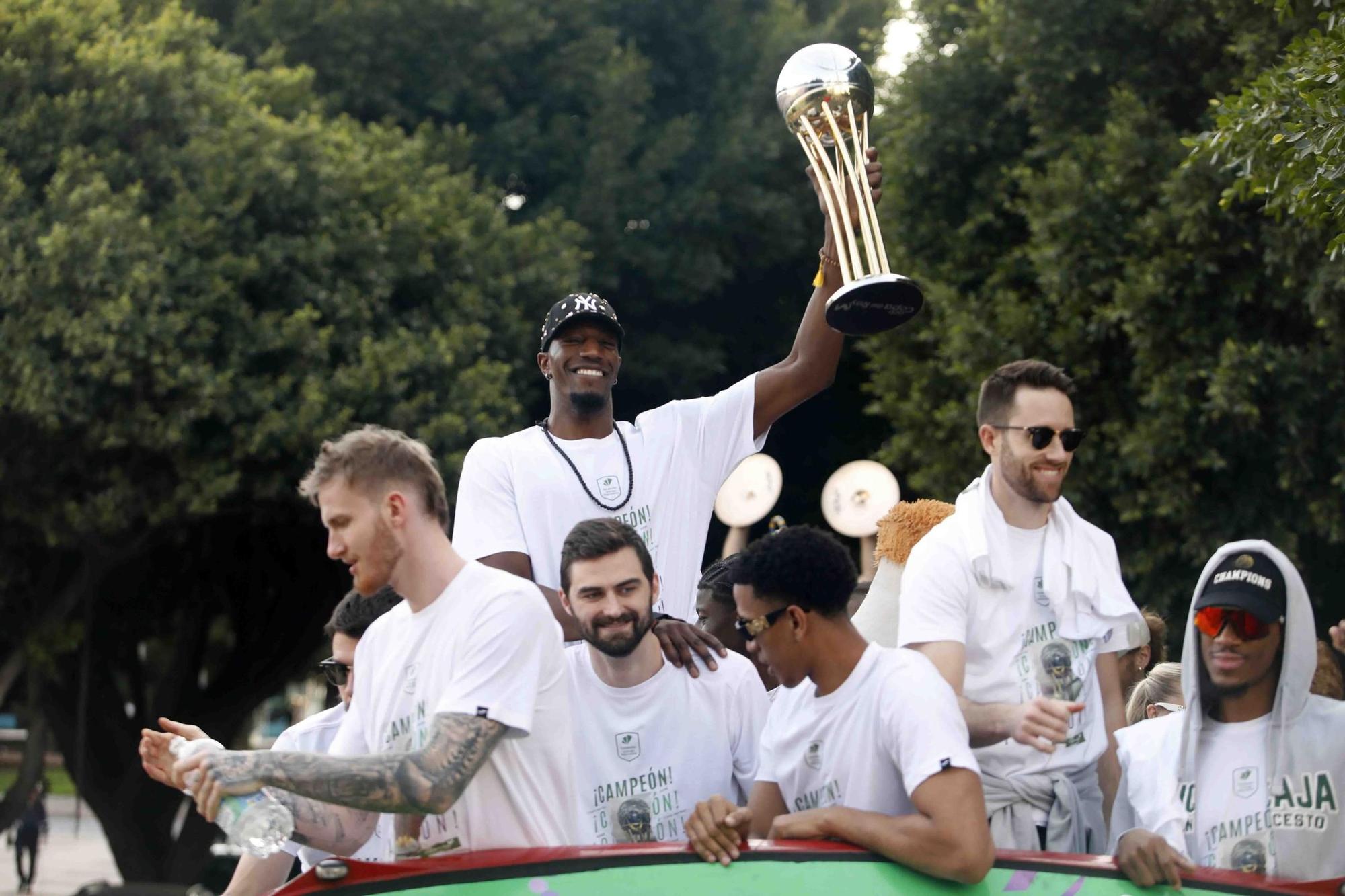 Málaga celebra con el Unicaja la conquista de la Copa del Rey de 2025