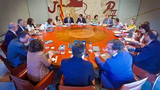 El Govern de Illa apoya a Sánchez, pero se aísla de su crisis: "Estamos centrados en gobernar Catalunya"