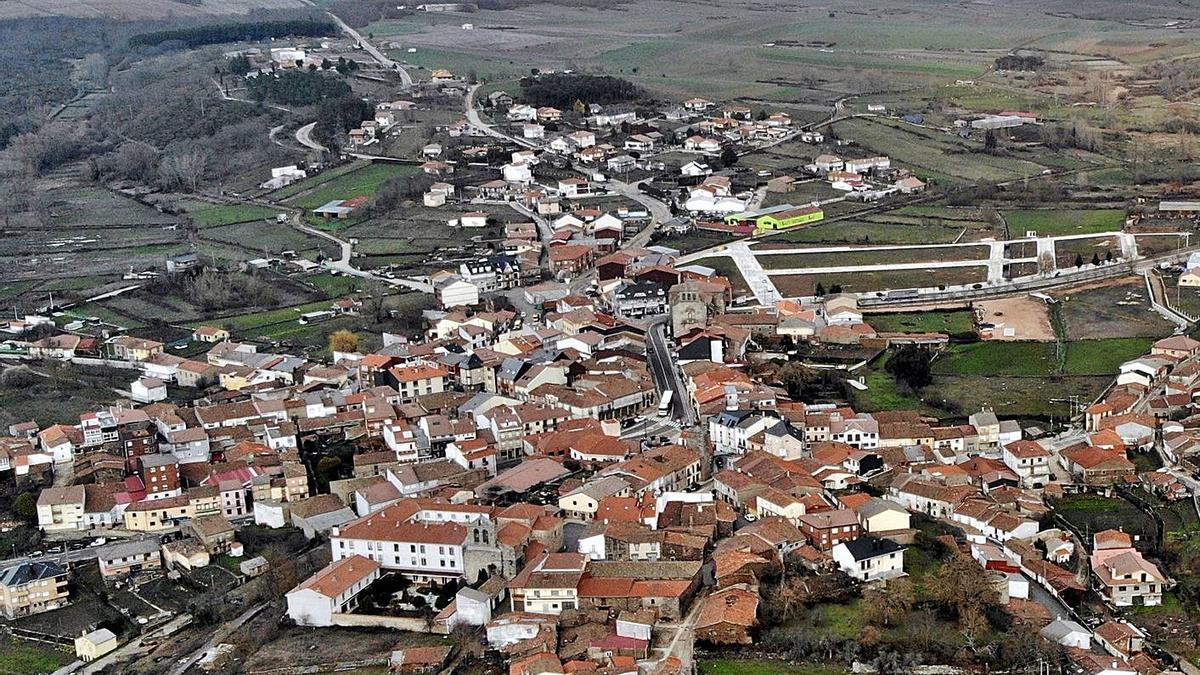 Vista aérea de la villa de Alcañices. | Ch. S.