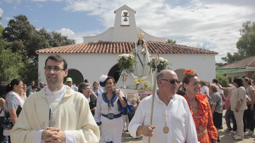 La hermandad de la Virgen del Sol de Adamuz registra la titularidad de la ermita y el terreno anexo