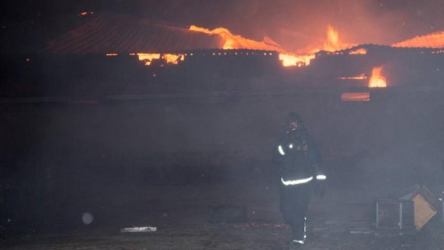 Incendio en una fábrica de calzado de Caravaca