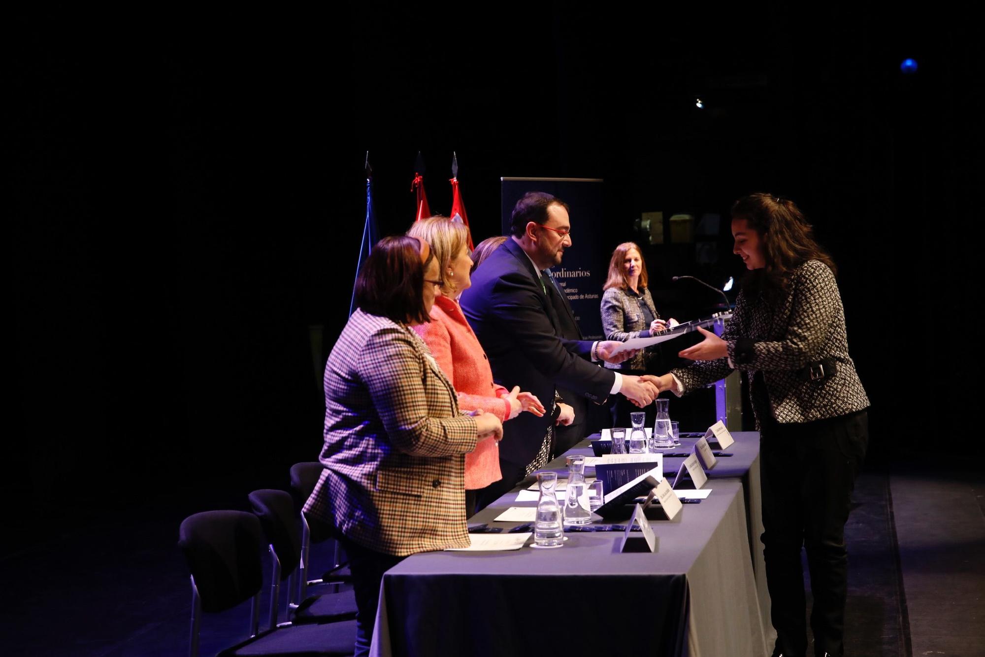 En imágenes: Así fue la ceremonia de entrega de los premios extraordinarios al esfuerzo personal