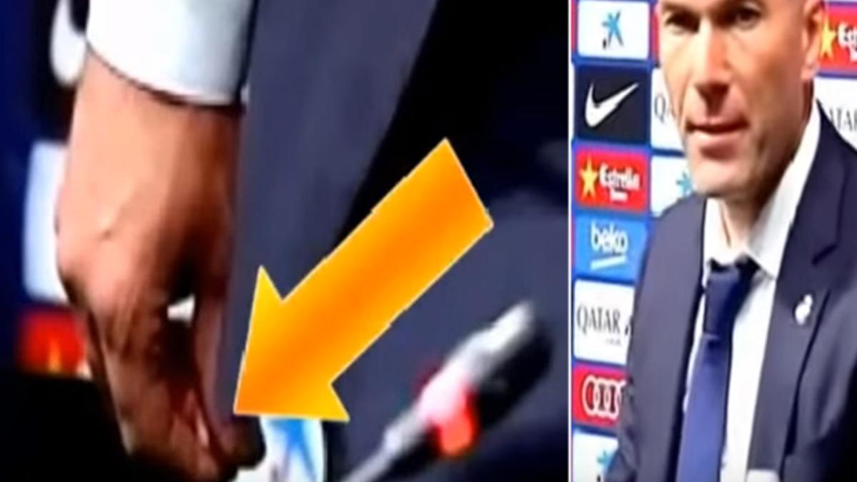 Zidane, pillado pegando un chicle en la sala de prensa