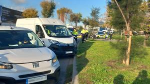 Control de furgonetas en lHospitalet con Mossos y Guardia Urbana