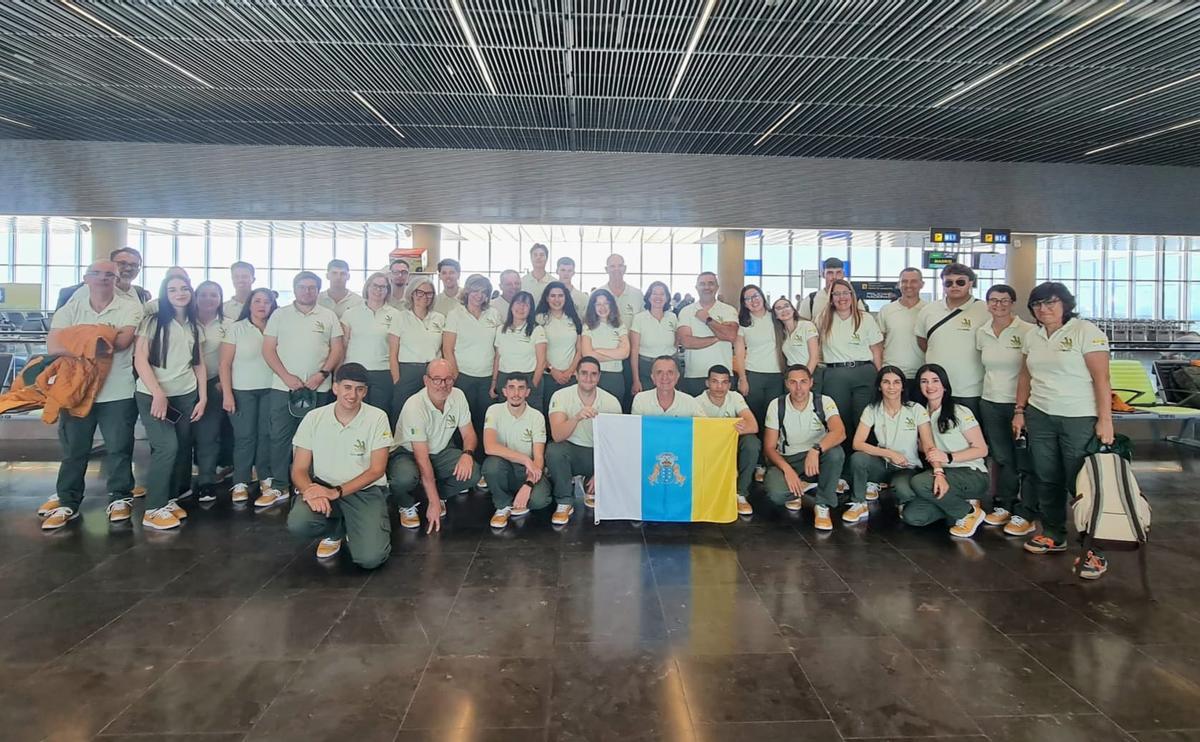Imagen de parte de la expedición canaria en su viaje a Madrid para iniciar las SpainSkills.