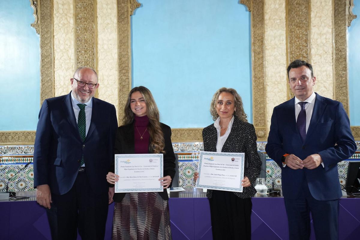 La UCO y Caja Rural del Sur premian a los mejores expedientes de grado ...