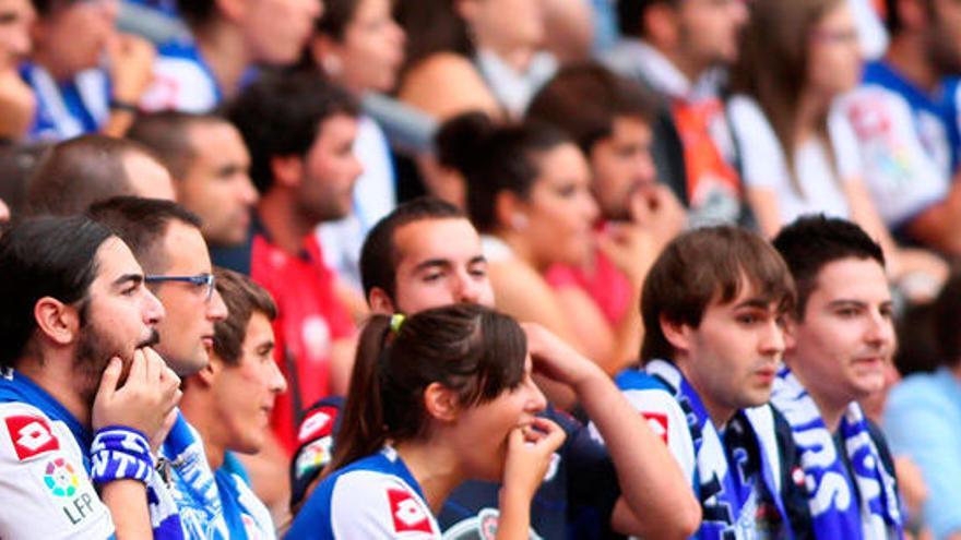 Aficionados en Riazor en un Dépor-Osasuna.