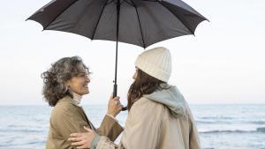 El paraguas XXL (para dos personas) que resiste al viento y la lluvia