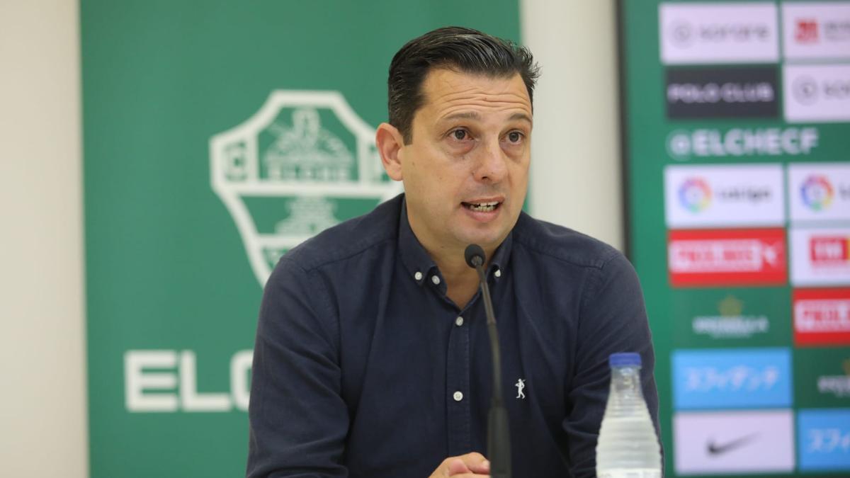 Sergio Mantecón ha dado un repaso a las negociaciones con los futbolistas que acaban contrato