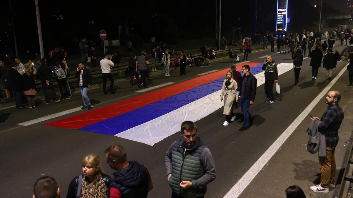 Protesta ciudadana contra la violencia en Belgrado (Serbia).