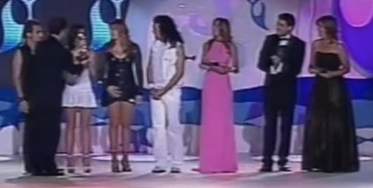 Entrega de la última 'Sirenita de Oro', con Maribel Vilaplana (d.) en el escenario.