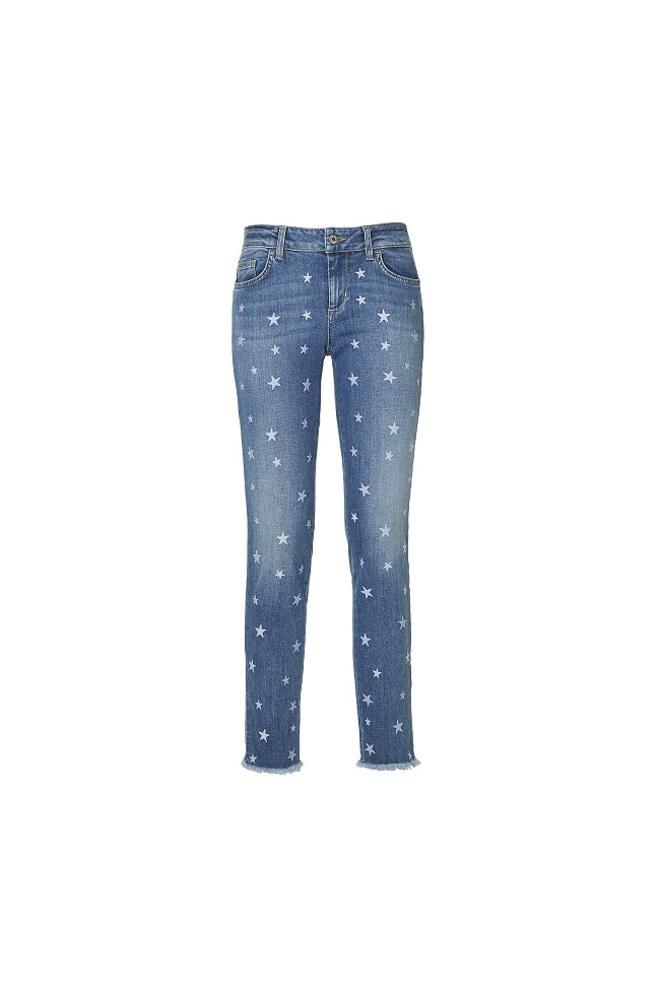 'Jeans' ecosostenibles con estampado de estrellas, de Liu Jo