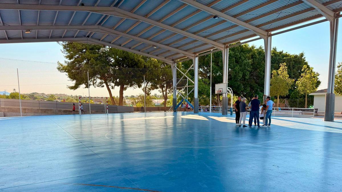 Una de las pistas que se va a renovar del polideportivo La Torreta
