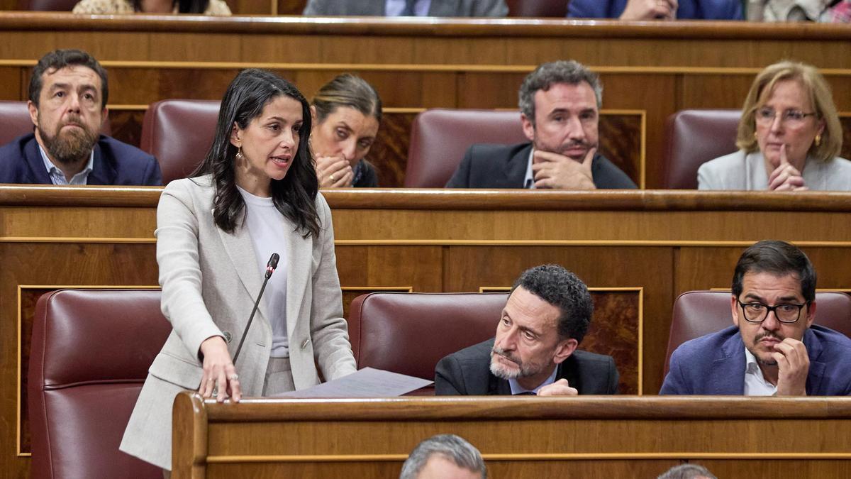 Inés Arrimadas, junto a Edmundo Bal en el Congreso de los Diputados.