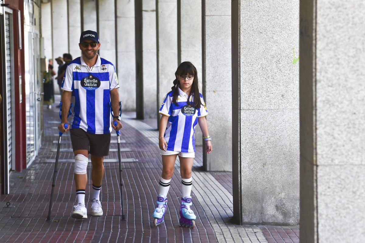 Especial ascenso a Primera del Deportivo: De padres a hijas, de madres a hijos