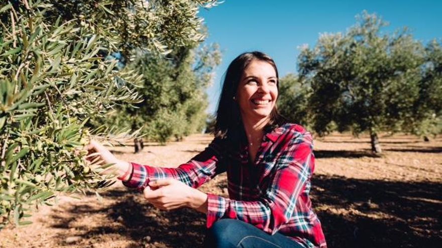 María Miró es una de las beneficiarias de la convocatoria de ayudas para jóvenes agricultores. / El Correo