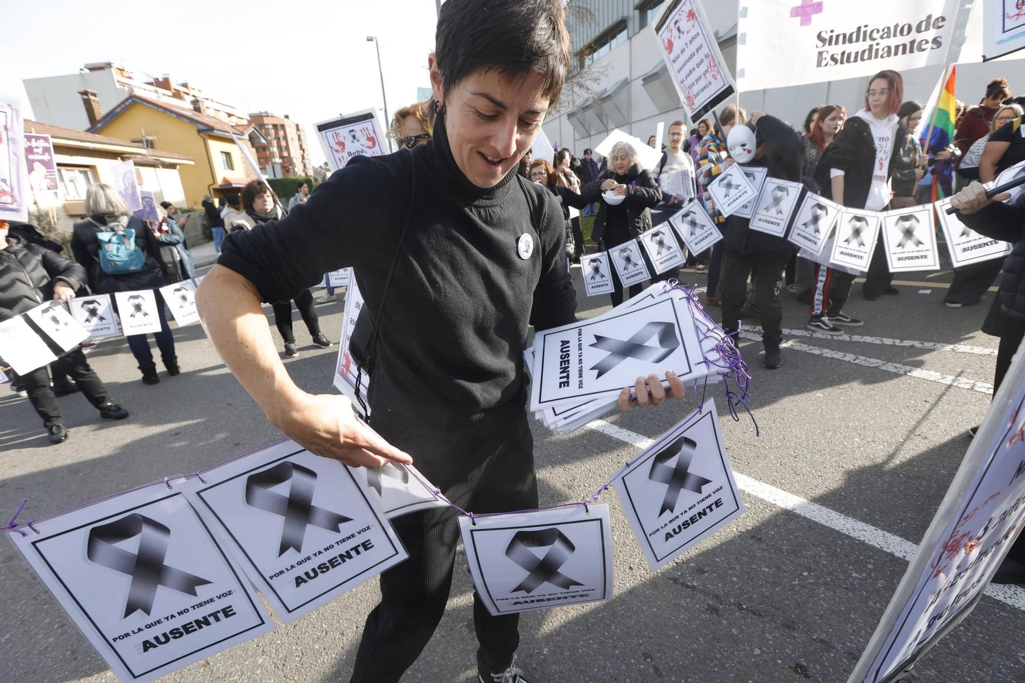 Así fue la manifestación del 25N en Pola de Siero