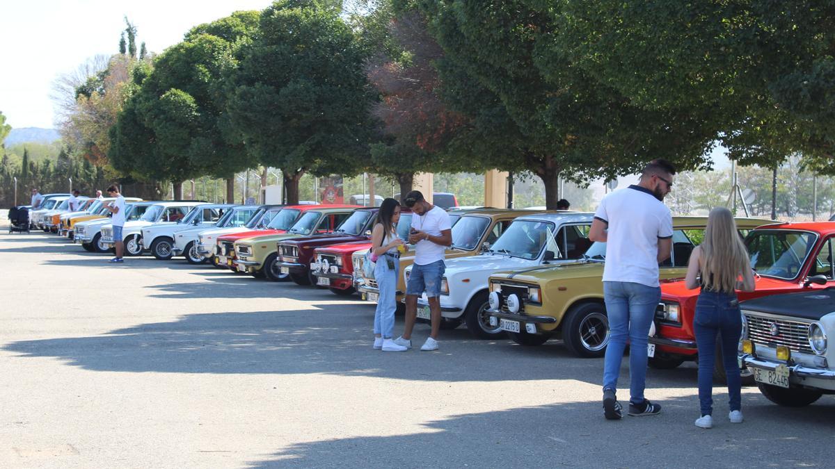 Concentración de coches clásicos en Antequera