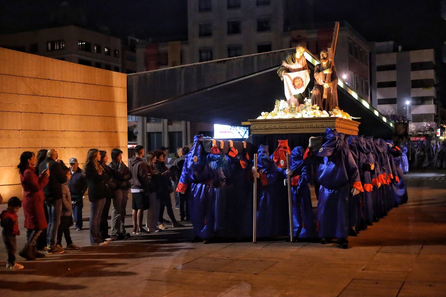 Las imágenes de la procesión del Miércoles Santo en Vila-real