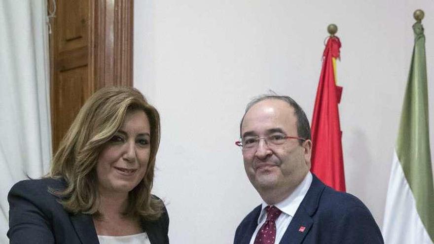 Susana Díaz y Miquel Iceta, ayer en Sevilla. // Efe