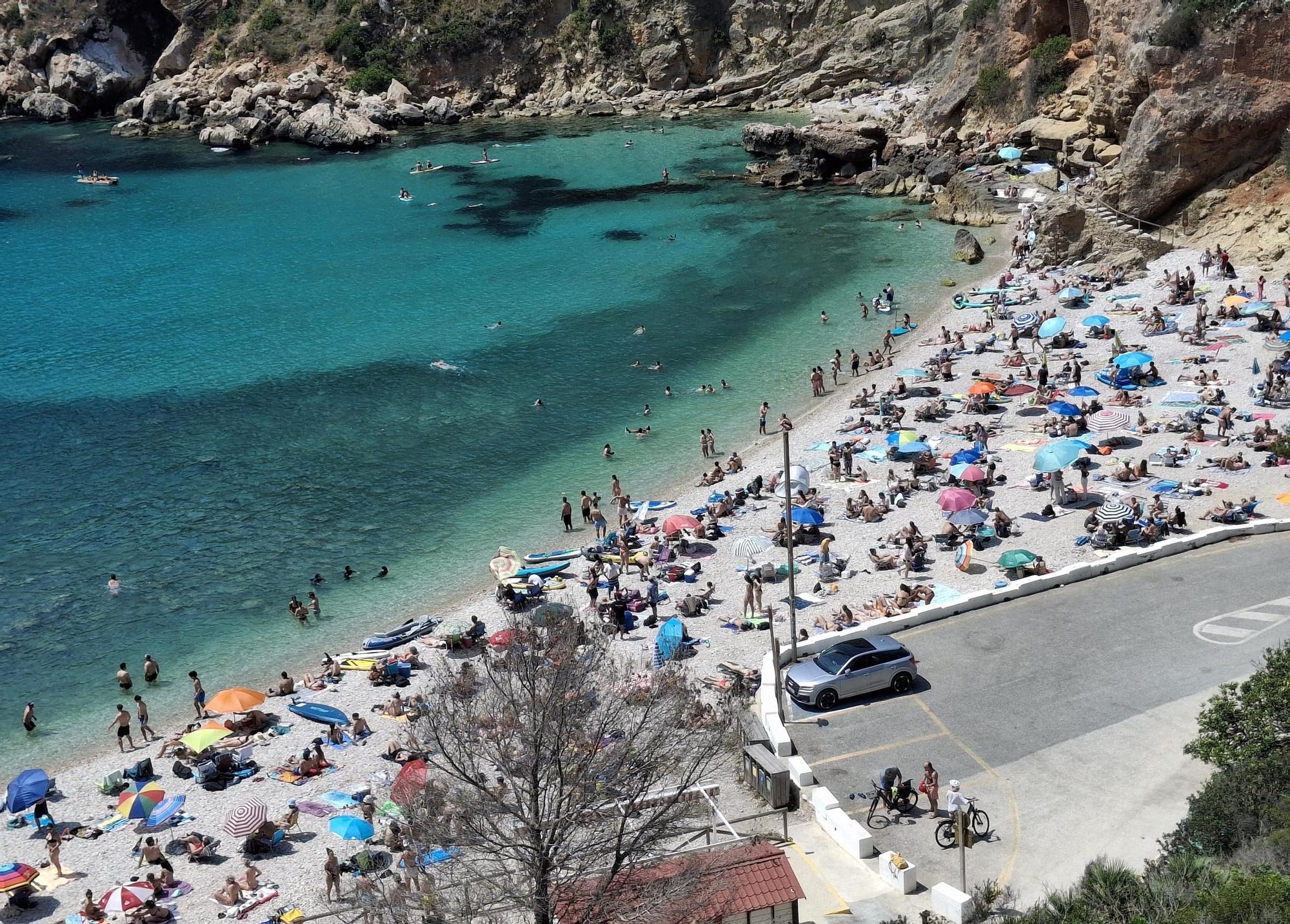 Llenazo y colapso en la Granadella de Xàbia (imágenes)