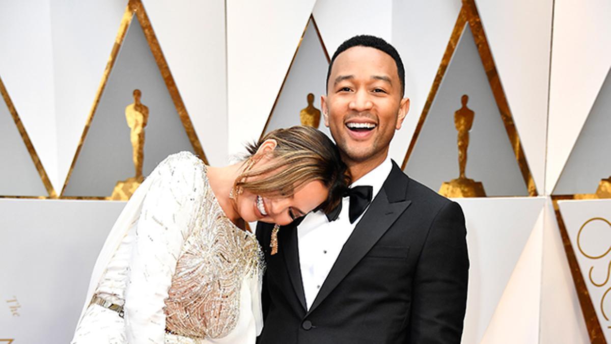 Chrissy Teigen y John Legend en la gala de los Oscar 2017